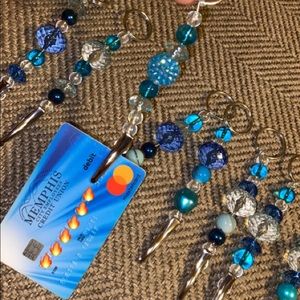 ATM card clips for acrylic nail wearers